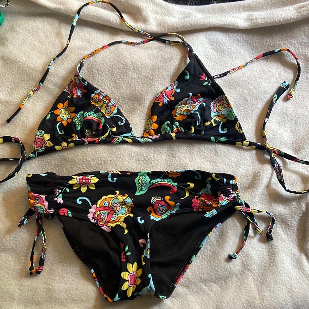 Small Bikini